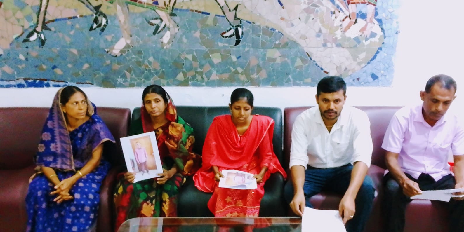 খুলনার দাকোপে বিদ্যুৎ সংযোগকে কেন্দ্র করে মুক্তিযোদ্ধাকে নির্মমভাবে পিটিয়ে হত্যা : আসামীদের গ্রেফতার এবং দৃষ্টান্তমূলক শাস্তির দাবিতে সংবাদ সম্মেলন