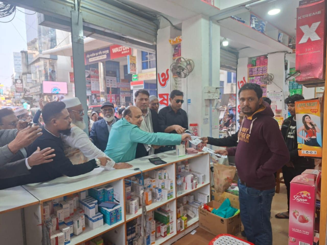 ঐক্যবদ্ধ ভাবে বিএনপিকে ভোট দিন-রেন্টু