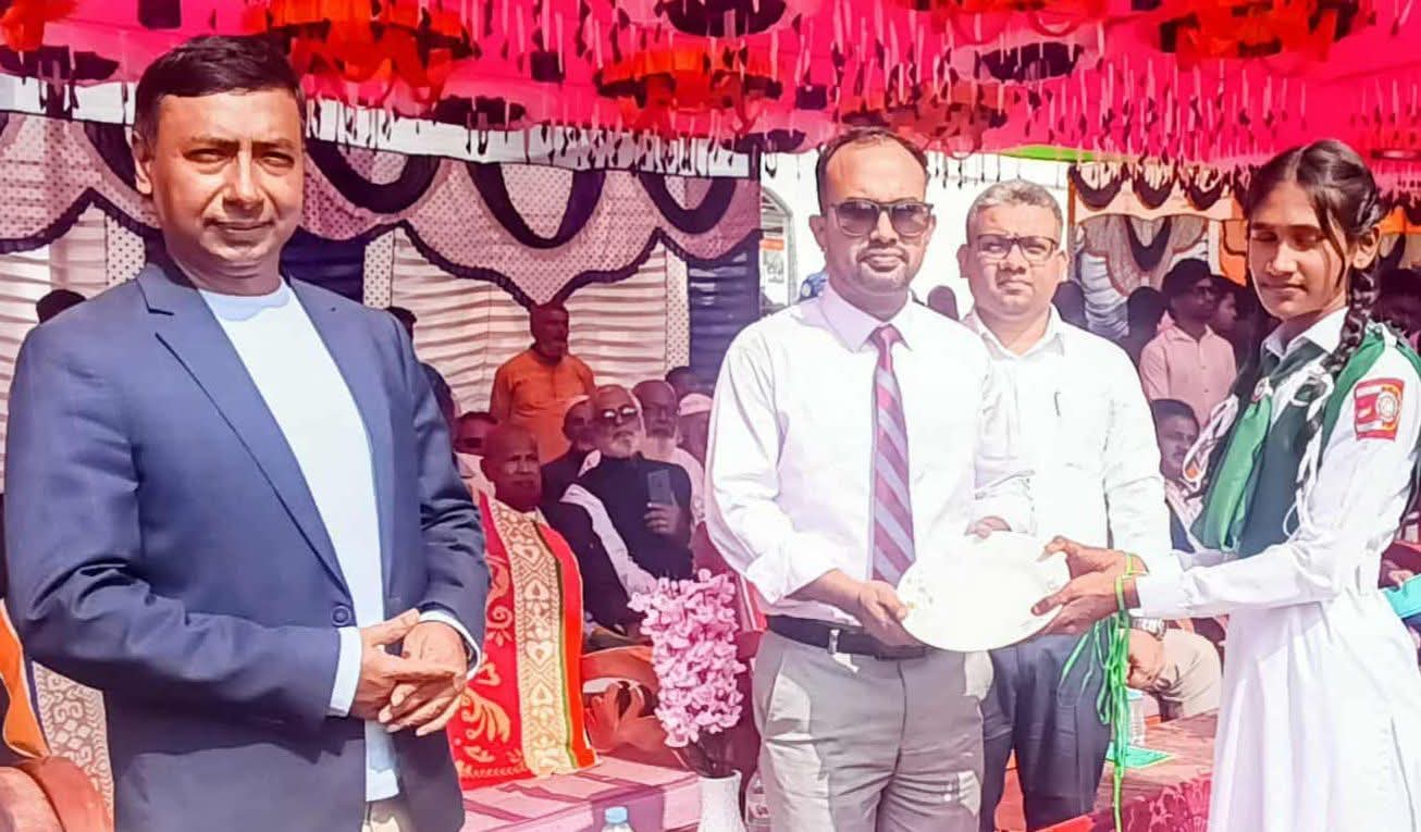 সব্দালপুর ইউনিয়ন মাধ্যমিক বিদ্যালয়ে বার্ষিক ক্রীড়া প্রতিযোগিতা ও পুরস্কার বিতরণ