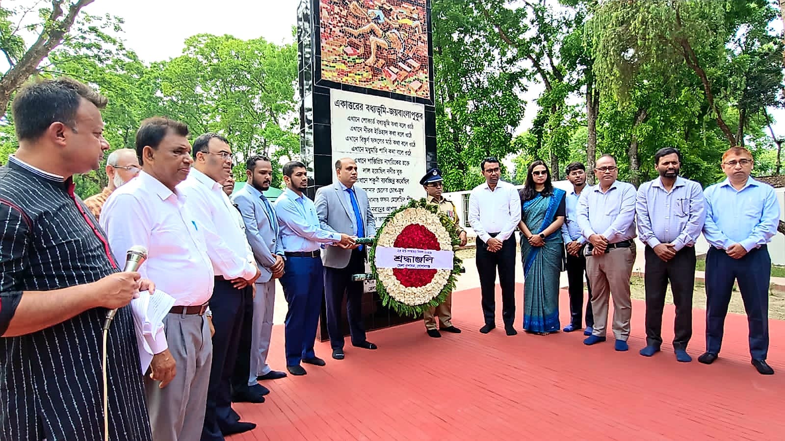 গোপালগঞ্জে নানা কর্মসূচির মধ্যদিয়ে ২৫ মার্চ গণহত্যা দিবস পালিত