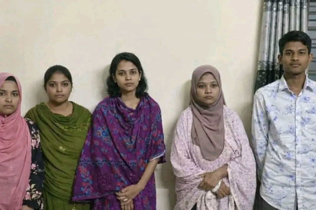 পাইকগাছায় অসামাজিক কার্যকলাপের অভিযোগে ৫ যুবক-যুবতী আটক : বিভিন্ন মেয়াদে সাজা