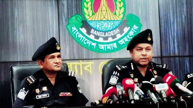 দেশজুড়ে চাঁদাবাজদের তালিকা তৈরি করছে র‍্যাব