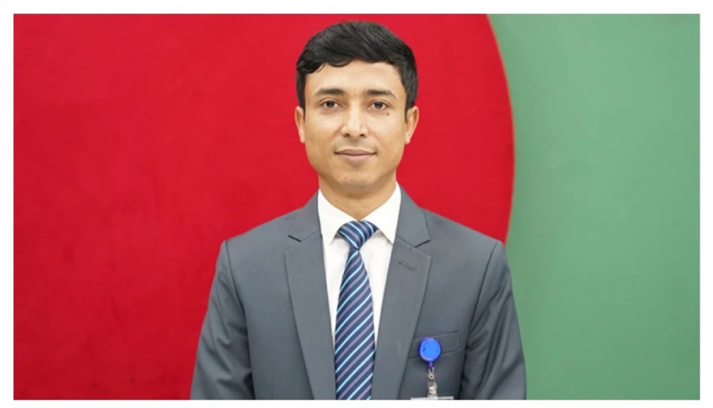 খুলনায় ঘুষ না দেওয়ায় ইউএনওর বিরুদ্ধে ঘর ভাঙার অভিযোগ