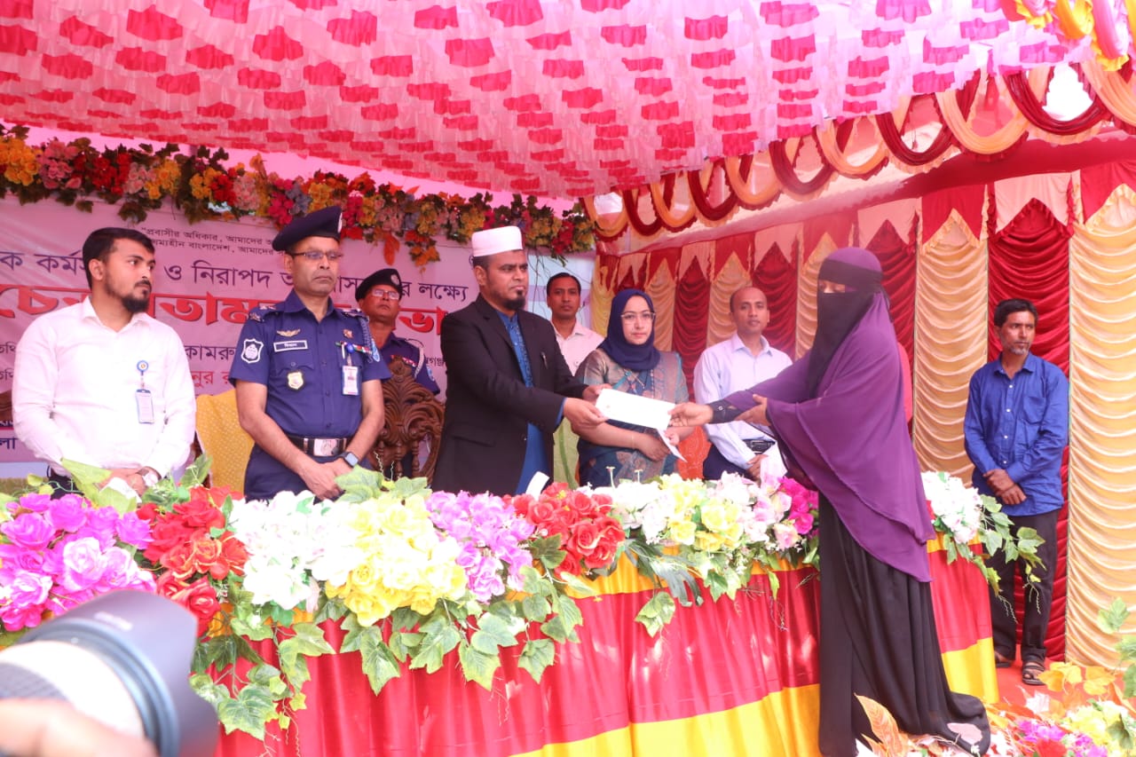 বৈদেশিক কর্মসংস্থান ও নিরাপদ অভিবাসন -এর লক্ষ্যে মুকসুদপুরে সচেতনতামূলক সভা অনুষ্ঠিত