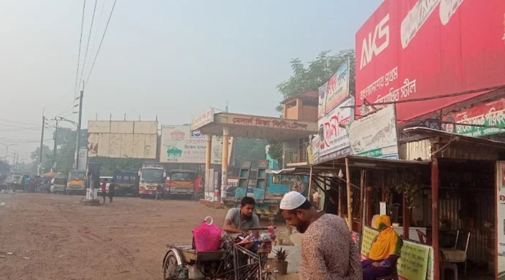 সাংবাদিকরা ফিলিং স্টেশন থেকে তেল নিয়ে বিক্রি করে- মিতা ফিলিং স্টেশনের মালিক মাসুদ
