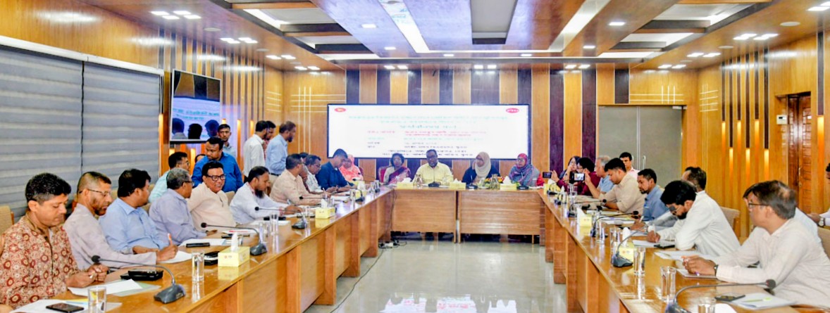 গুজব প্রতিরোধ ও সঠিক তথ্য প্রচারে গণমাধ্যমকর্মীদের সহায়তা কামনা করে সরকার