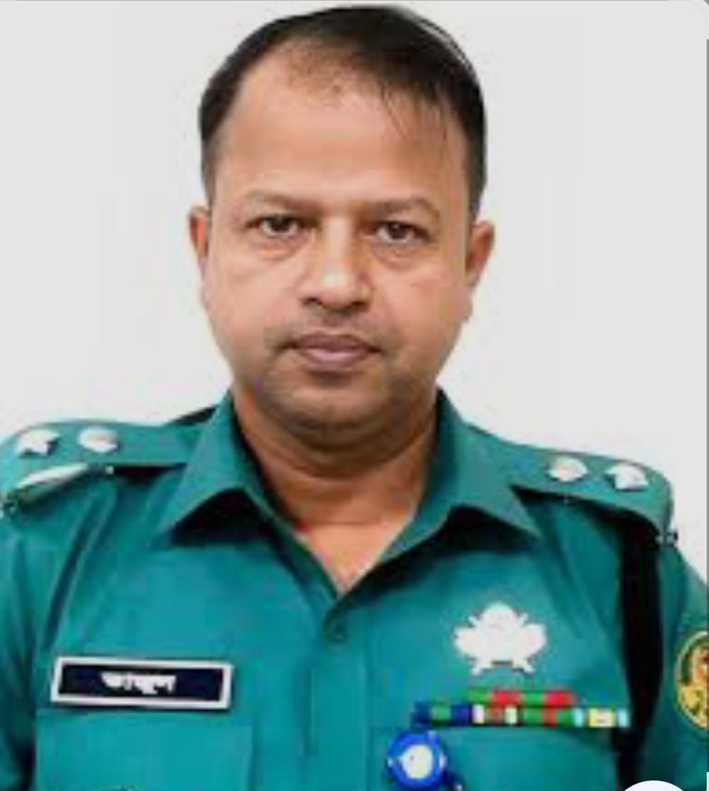 খুলনা, শেরপুর ও নাটোরসহ বিভিন্ন জেলায় পুলিশ সুপার (এসপি) পদে গুরুত্বপূর্ণ রদবদল করেছে সরকার