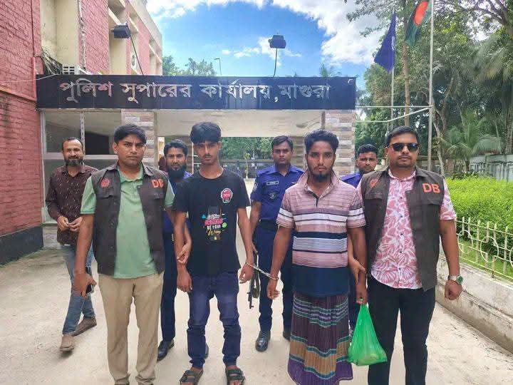 শ্রীপুরে আমিরুল হত্যা মামলার ২ আসামি ফরিদপুর থেকে গ্রেপ্তার