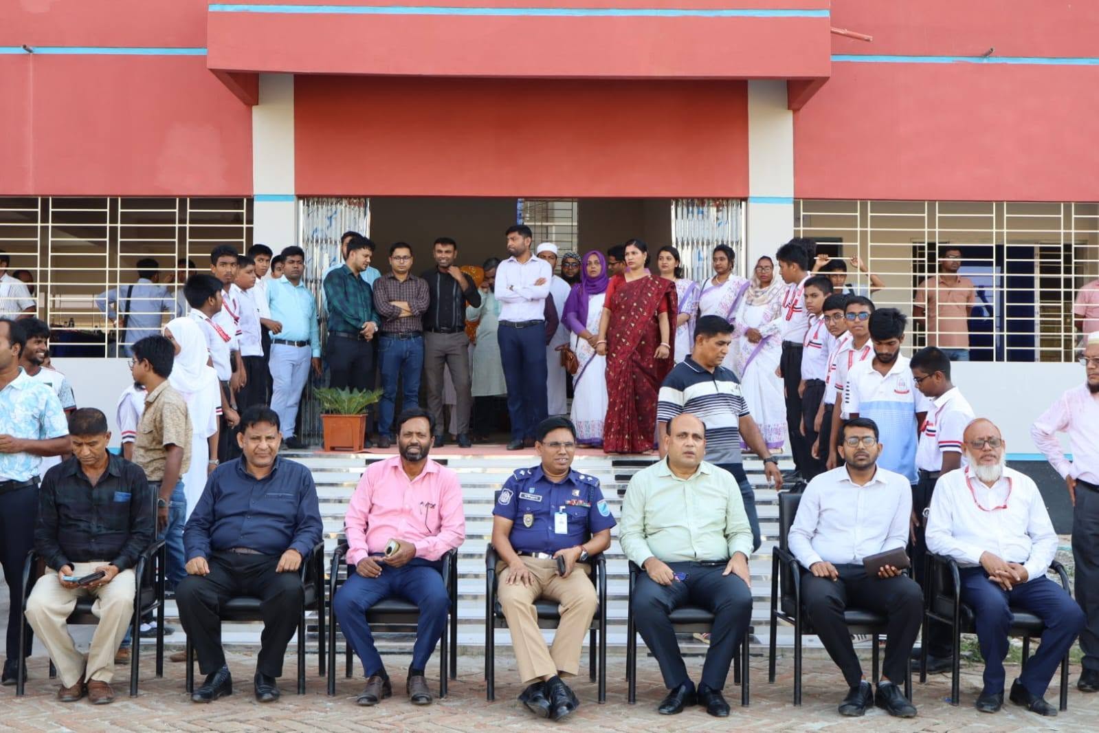 গোপালগঞ্জে গ্রীষ্মকালীন ক্রীড়া প্রতিযোগিতা ও পুরস্কার বিতরণী অনুষ্ঠিত