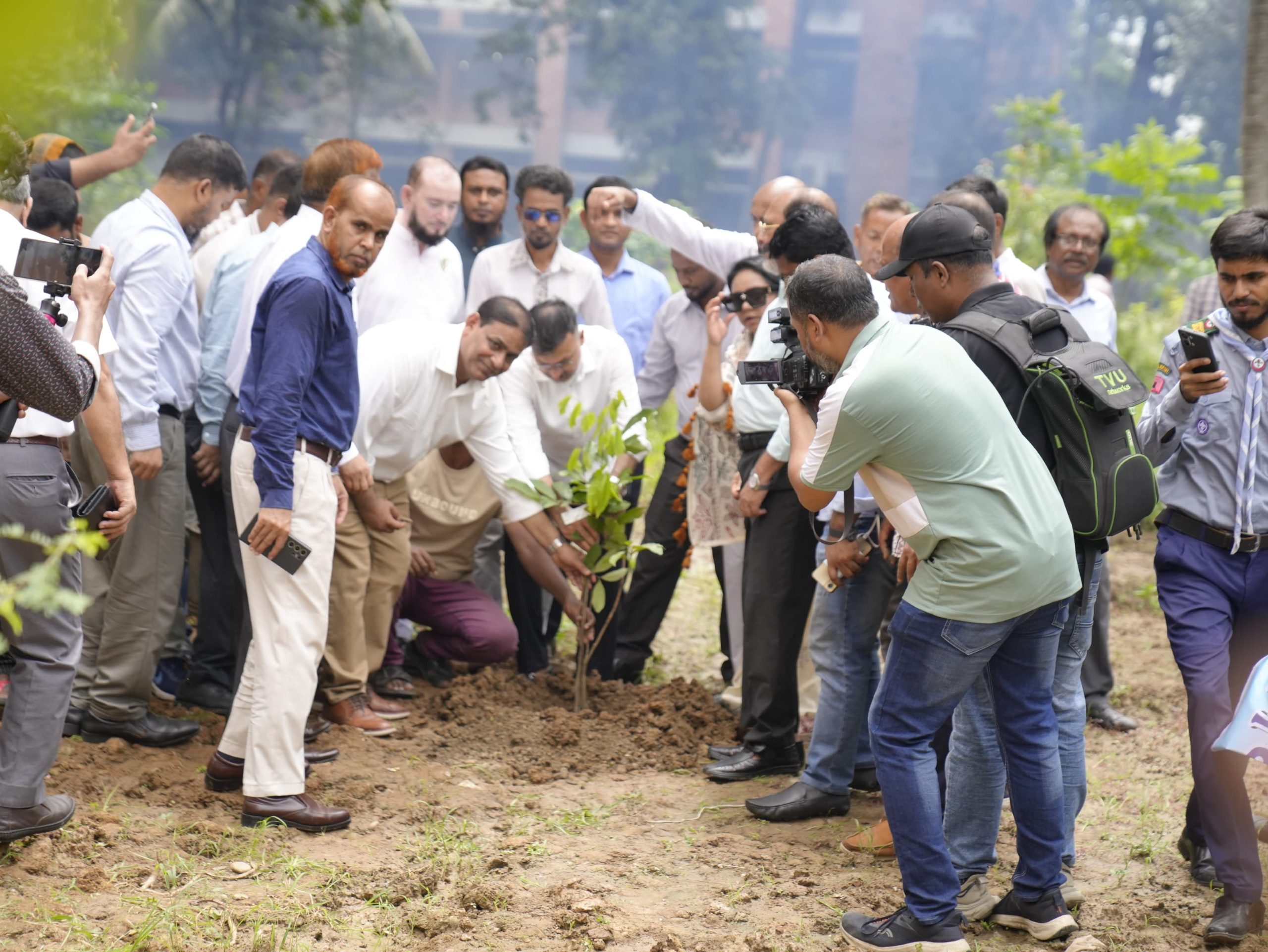 সচেতন নাগরিক ও সমন্বিত উদ্যোগেই ডেঙ্গু মুক্ত আধুনিক পরিচ্ছন্ন ঢাকা নগরী গড়ে তুলতে হবে- ডিএনসিসি প্রশাসক মোঃ শফিকুল ইসলাম খান