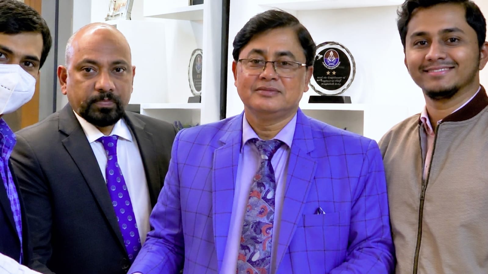 সিকিউরিটি চেক দিয়ে একের পর এক মামলা; আল মোস্তফা গ্রুপের এমডির বিরুদ্ধে হয়রানি ও চাঁদাবাজির অভিযোগ