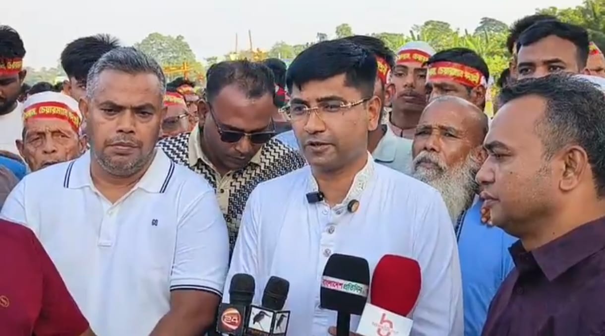 গোপালগঞ্জের নিজড়া ইউনিয়নে চেয়ারম্যান প্রার্থীর শোডাউন ও পূজা মন্ডপ পরিদর্শন