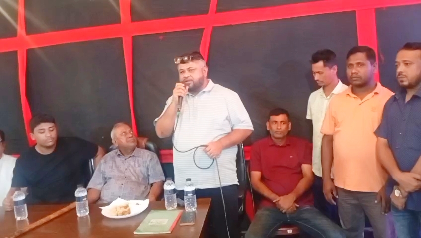 ভালুকা পৌরসভার বিভিন্ন পূজা মণ্ডপ পরিদর্শন করলেন মেয়র পদপ্রার্থী আসাদুজ্জামান চৌধুরী মাসুদ