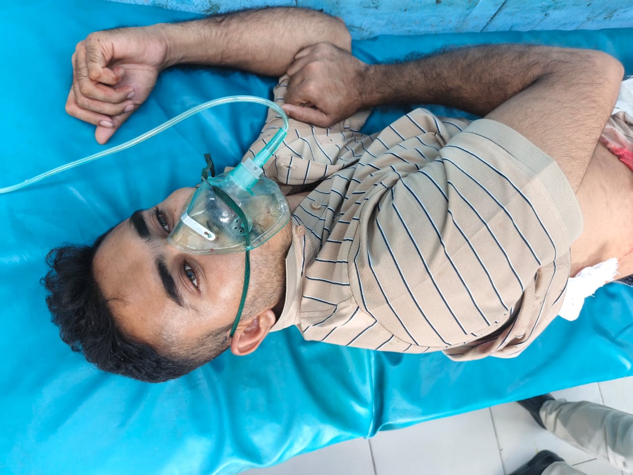 খুলনার তেরখাদায় যুবদল নেতাকে গুলি করে পালাল দুর্বৃত্তরা
