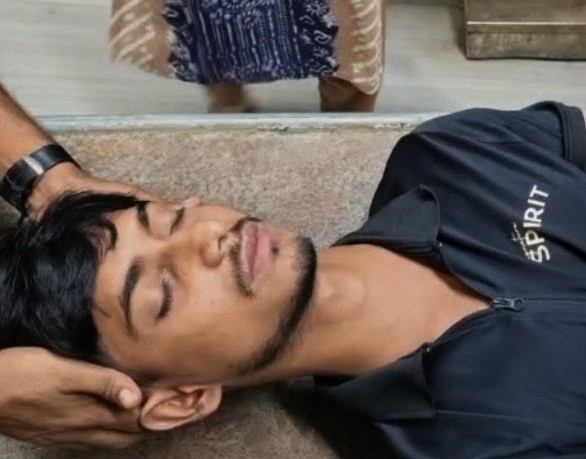 খুলনায় সিগারেট কোম্পানির কর্মীকে গুলি করে ল্যাপটপের ব্যাগ ছিনতাই