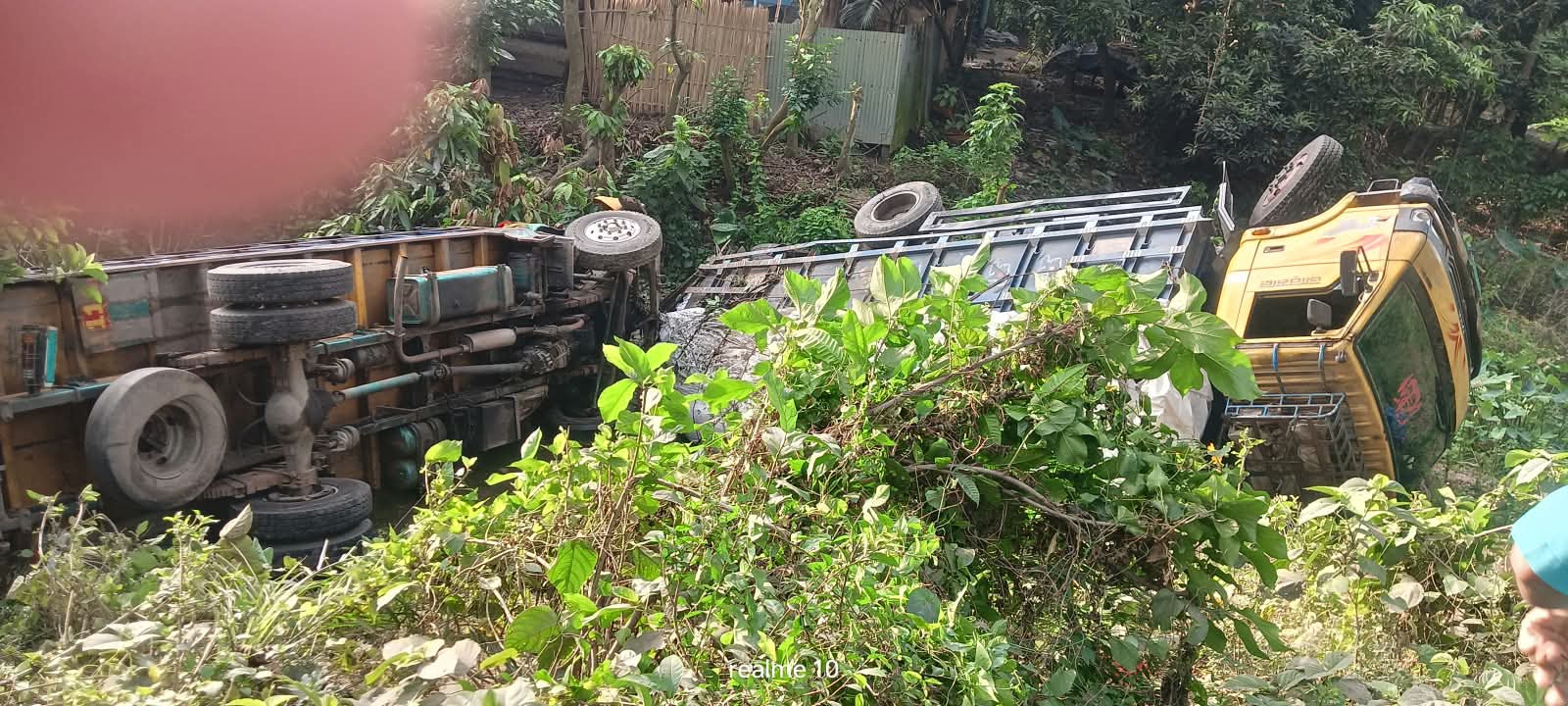 গোপালগঞ্জে কাশিয়ানীতে সড়ক দুর্ঘটনায় চালক নিহত