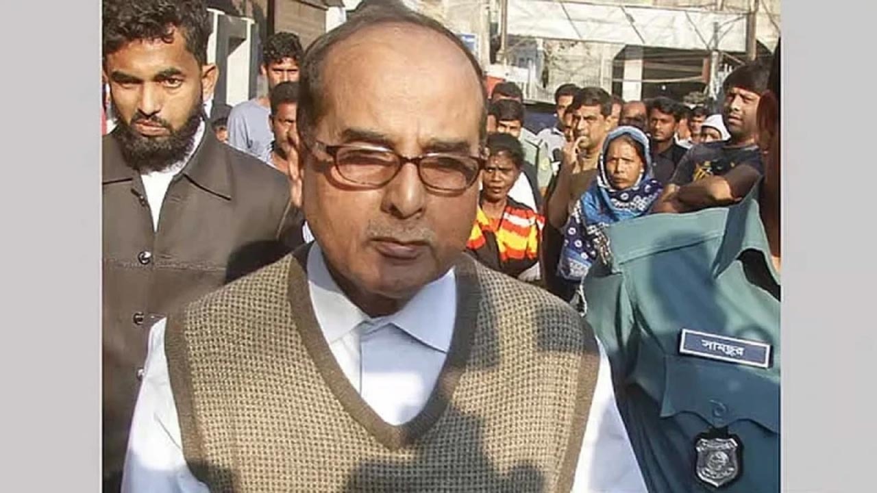 রাজধানীর পূর্বাচলে প্লট দুর্নীতি : রাজউকের সাবেক চেয়ারম্যানসহ ৮ জনের ১৪ বছরের কারাদণ্ড
